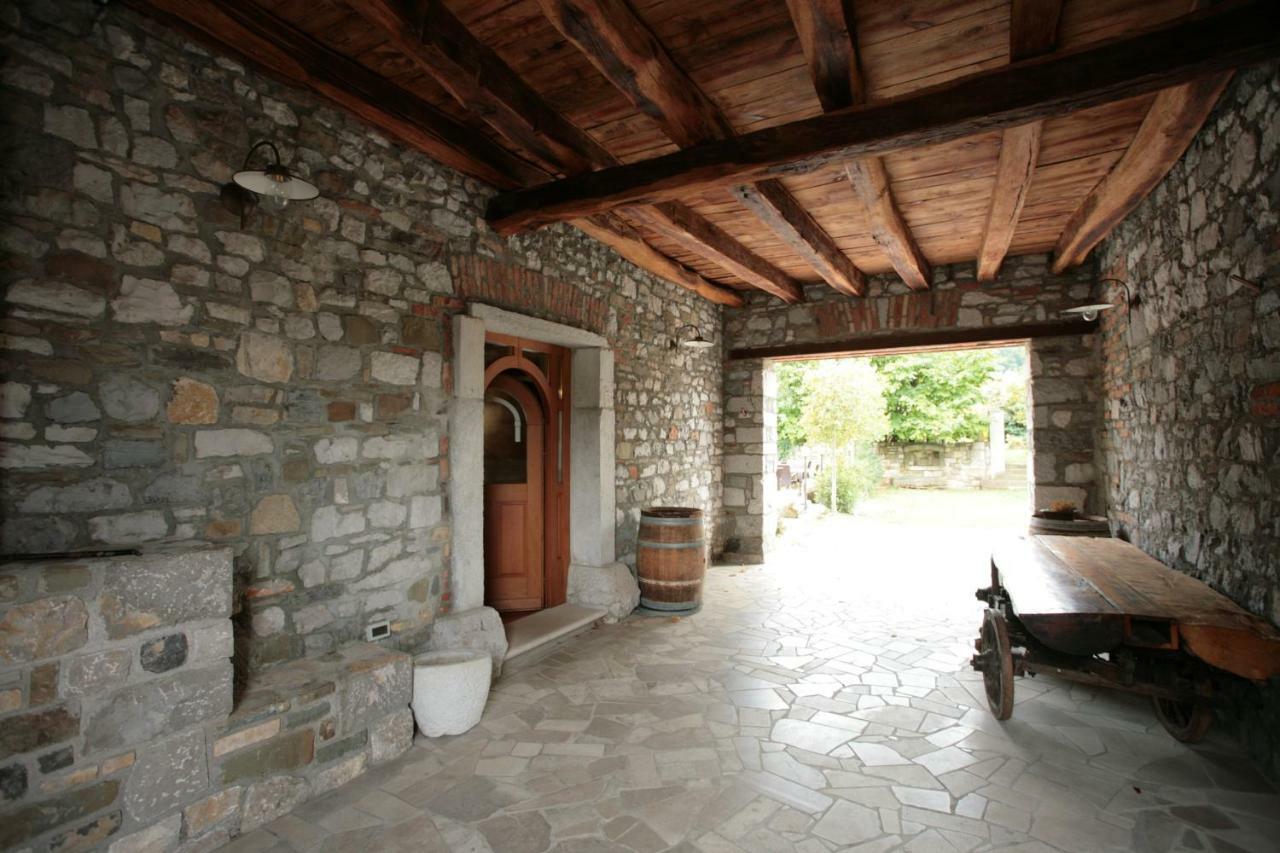 Appartement Domacija Linc à Rodik Extérieur photo