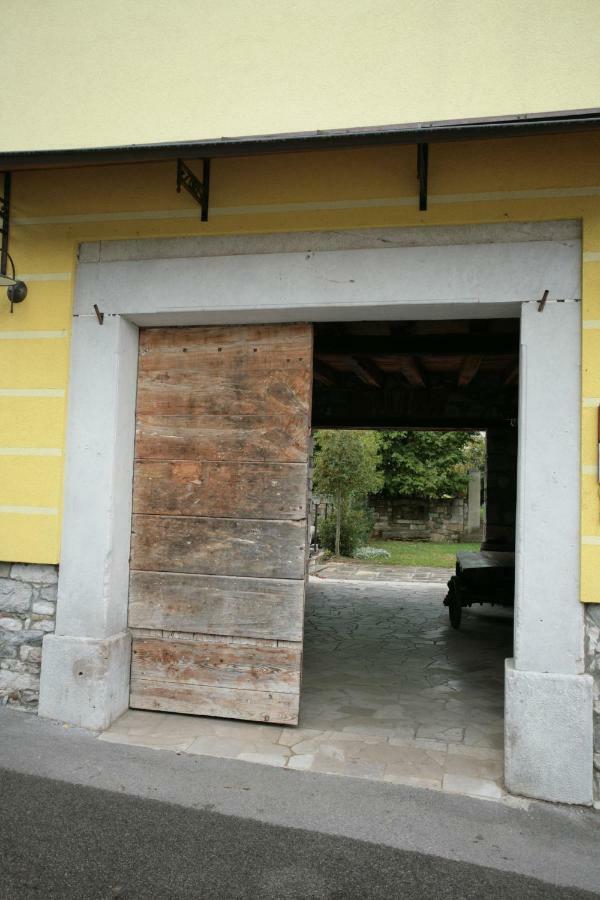 Appartement Domacija Linc à Rodik Extérieur photo