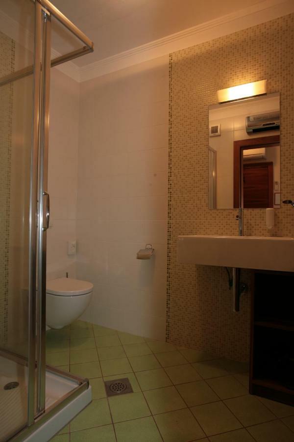 Appartement Domacija Linc à Rodik Extérieur photo