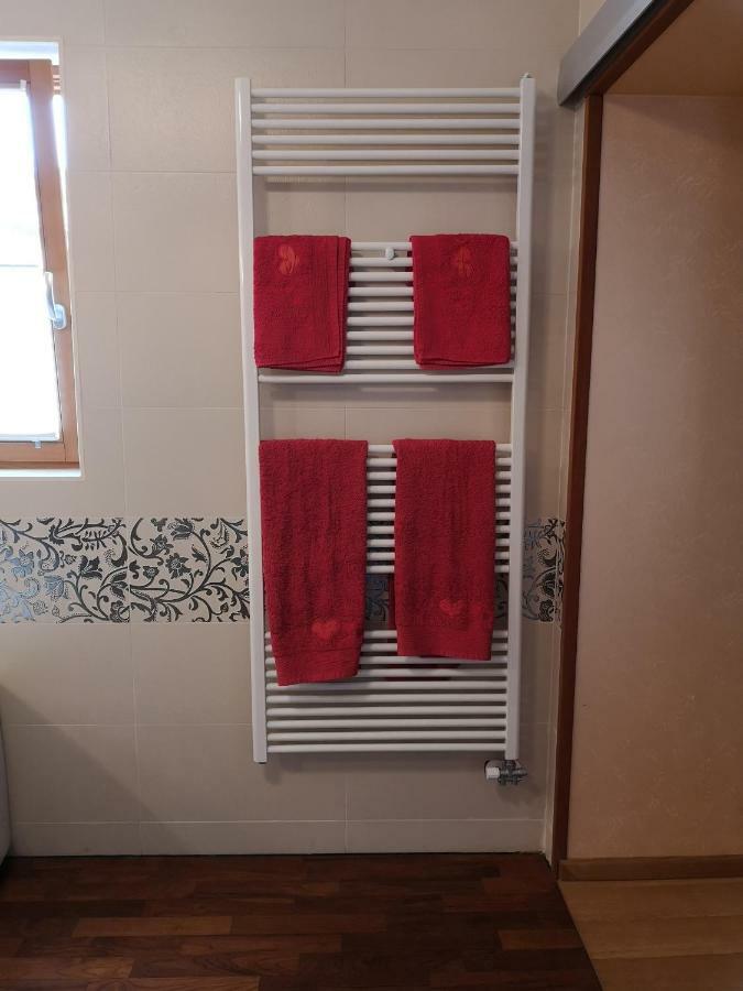 Appartement Domacija Linc à Rodik Extérieur photo